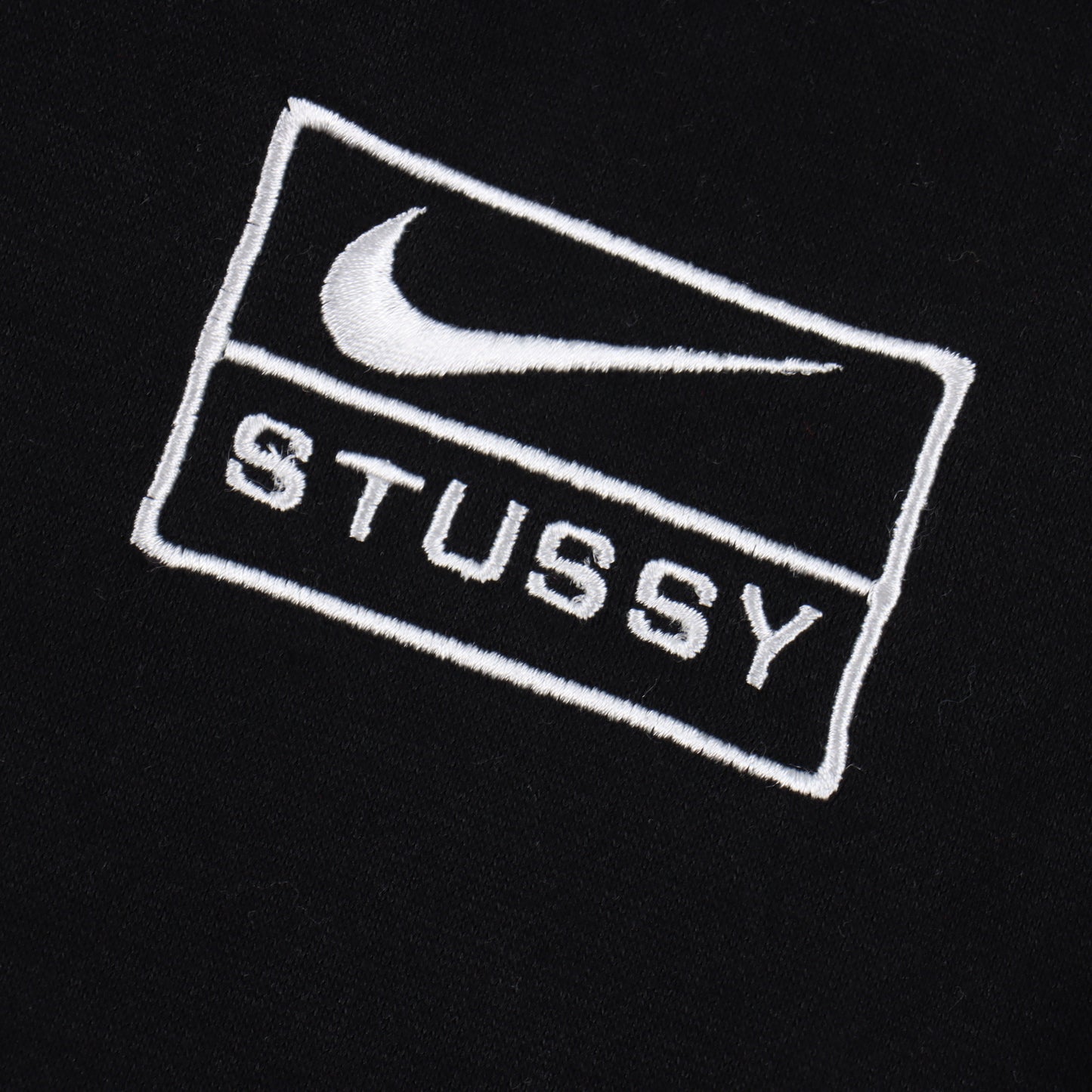 Nike X Stüssy 刺繡logo 長袖大學T