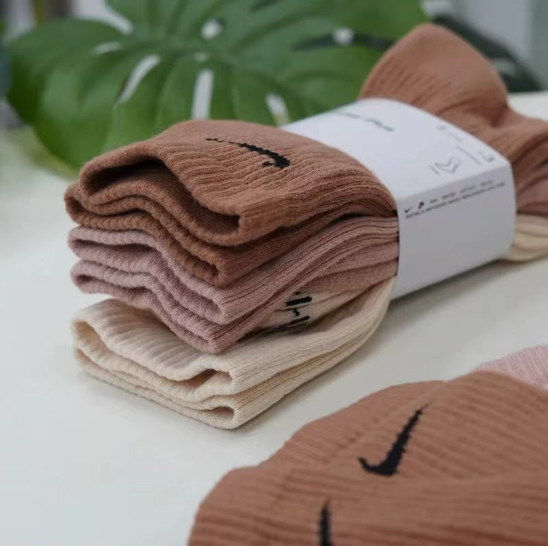 Nike Everyday Plus 長襪