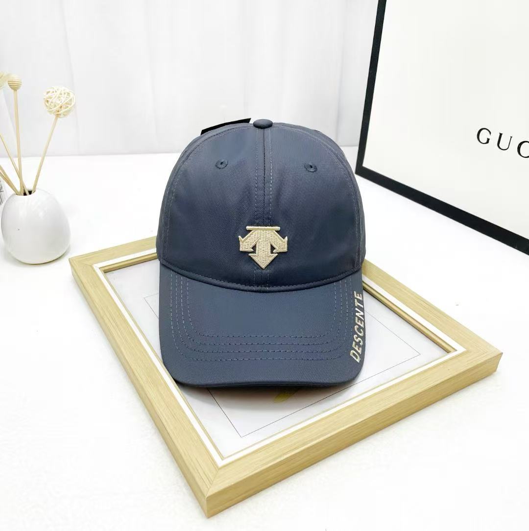 DESCENTE刺繡 棒球帽 2色