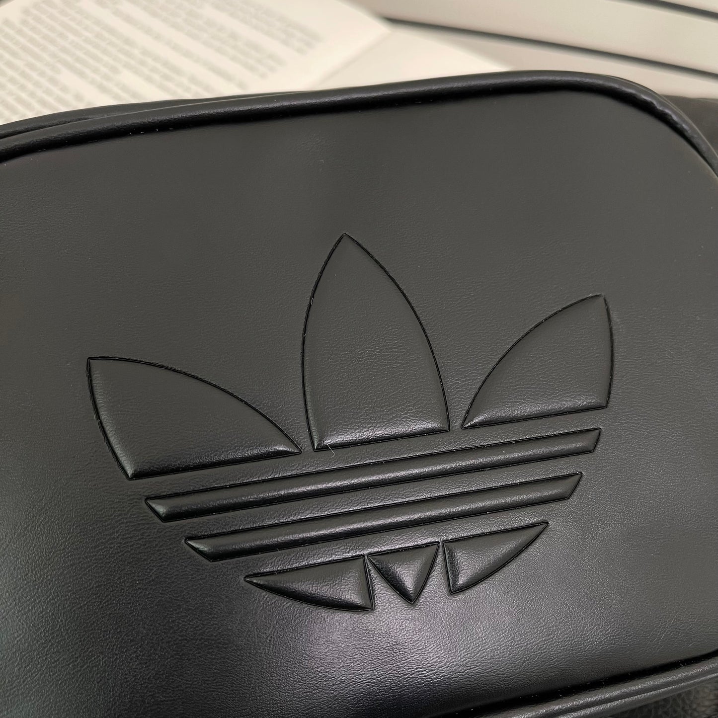 Adidas 側背包 斜背包 小包