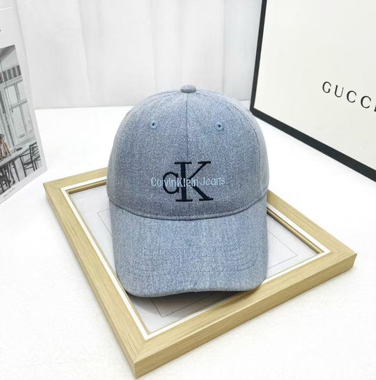 CALVIN KLEIN 刺繡老帽 復古 鴨舌帽  2色