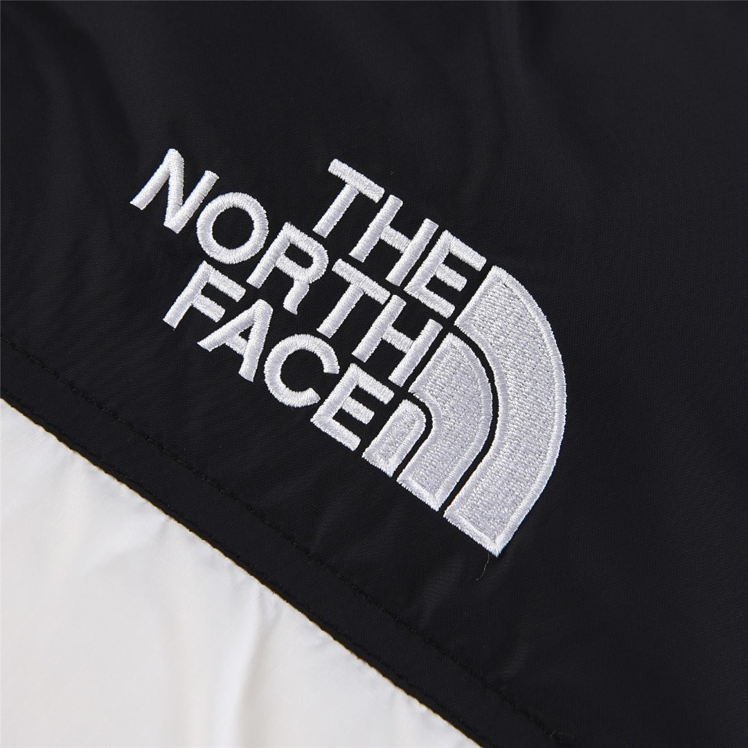 【預購5-7天發貨】THE NORTH FACE 1996 羽絨外套 白色
