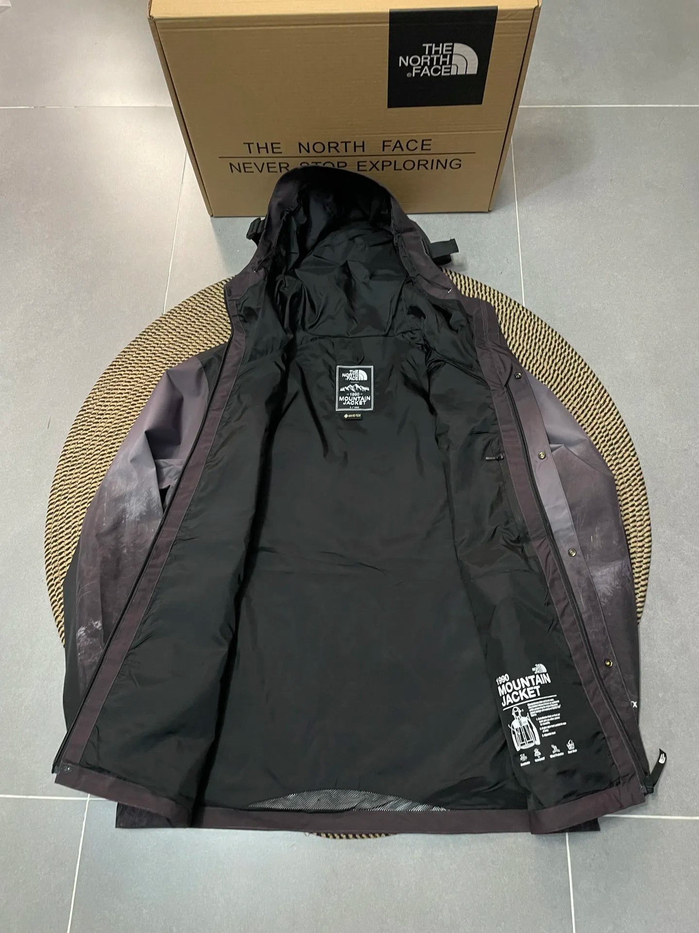 THE NORTH FACE 1990 MOUNTAIN JACKET 防風防水 衝鋒外套
